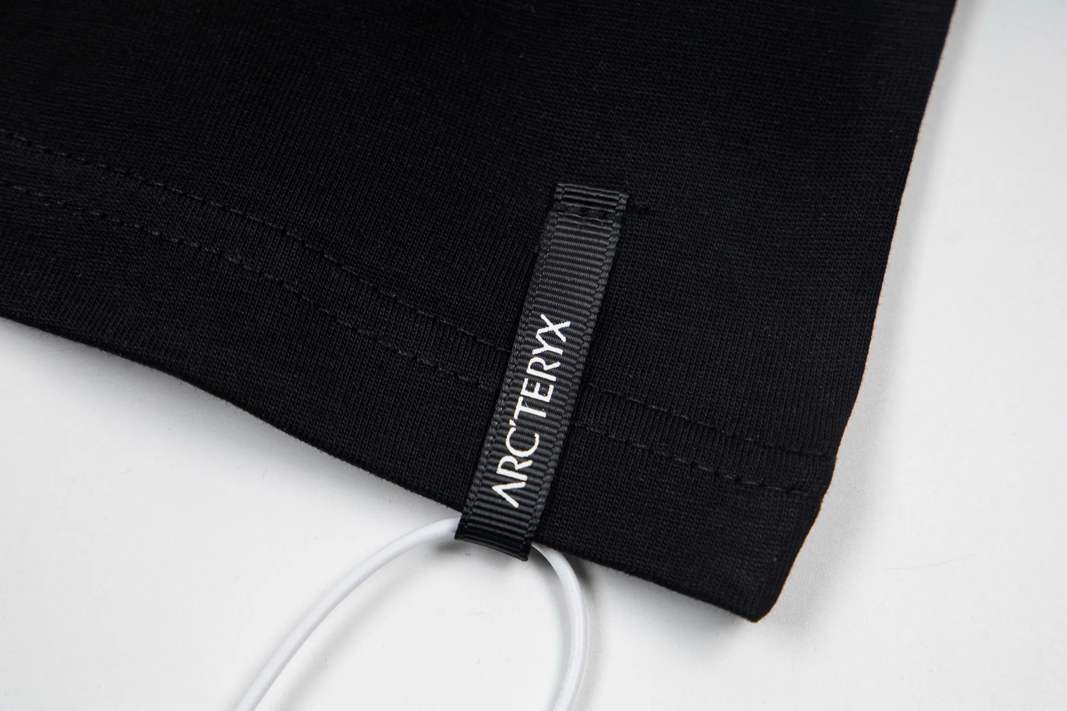 Arcteryx Cormac Series Logo LS T Same Style ✅ Size：XS S M L Black White